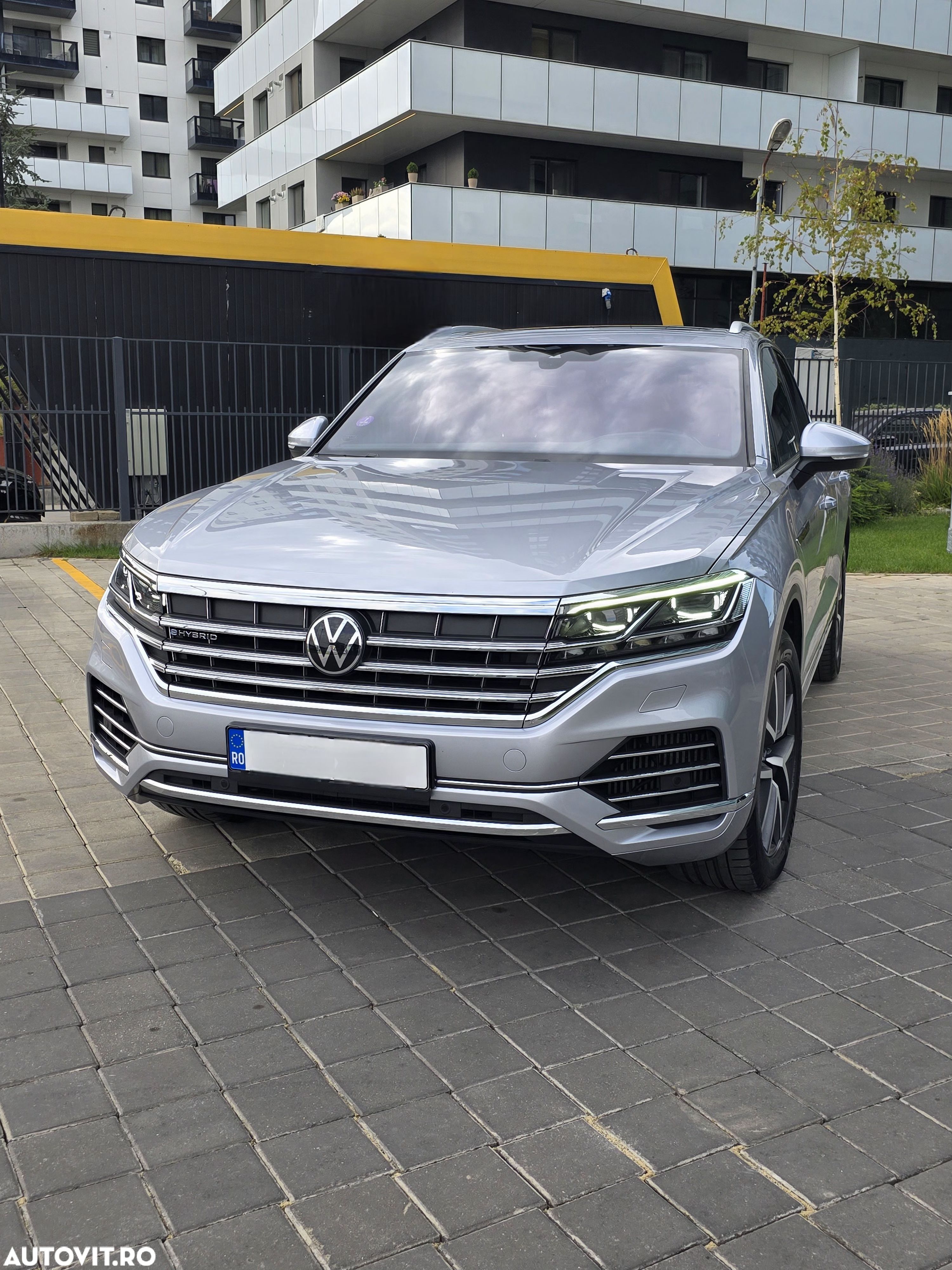 Volkswagen Touareg V6 TSI eHybrid PHEV R - 1