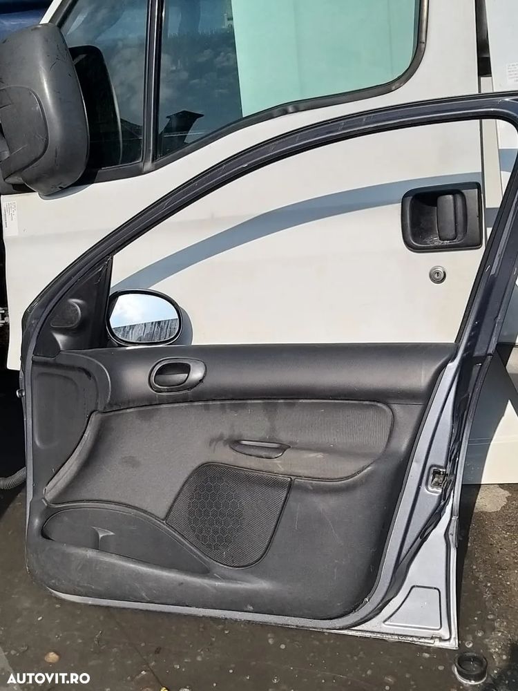 Usa Fata Dreapta Complet pentru Peugeot 206+ 2010 - 1
