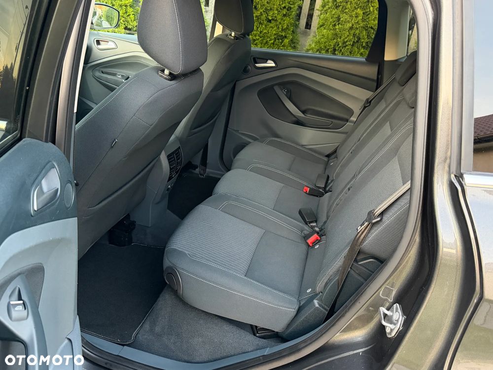 Ford C-MAX 1.6 TDCi Start-Stop-System Titanium - 19