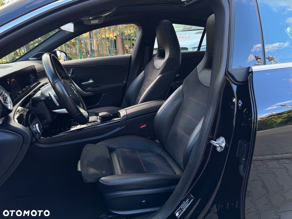 Mercedes-Benz CLA 220 d 4-Matic AMG Line 8G-DCT - 18