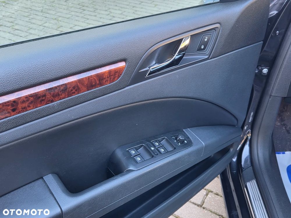 Skoda Superb Combi 2.0 TDI DSG Exclusive - 20