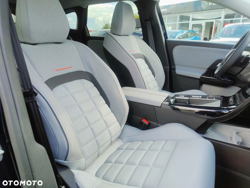Citroën C5 Aircross 1.2 mHEV Max eDCT6 - 32