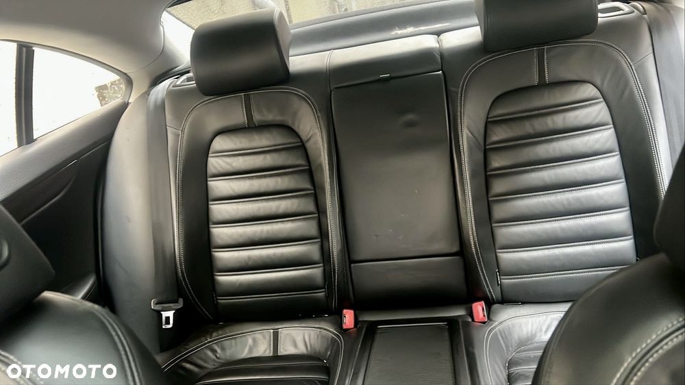 Volkswagen Passat CC - 9