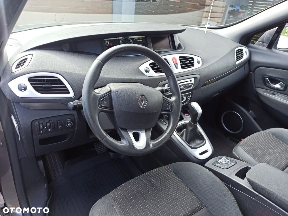 Renault Grand Scenic - 5