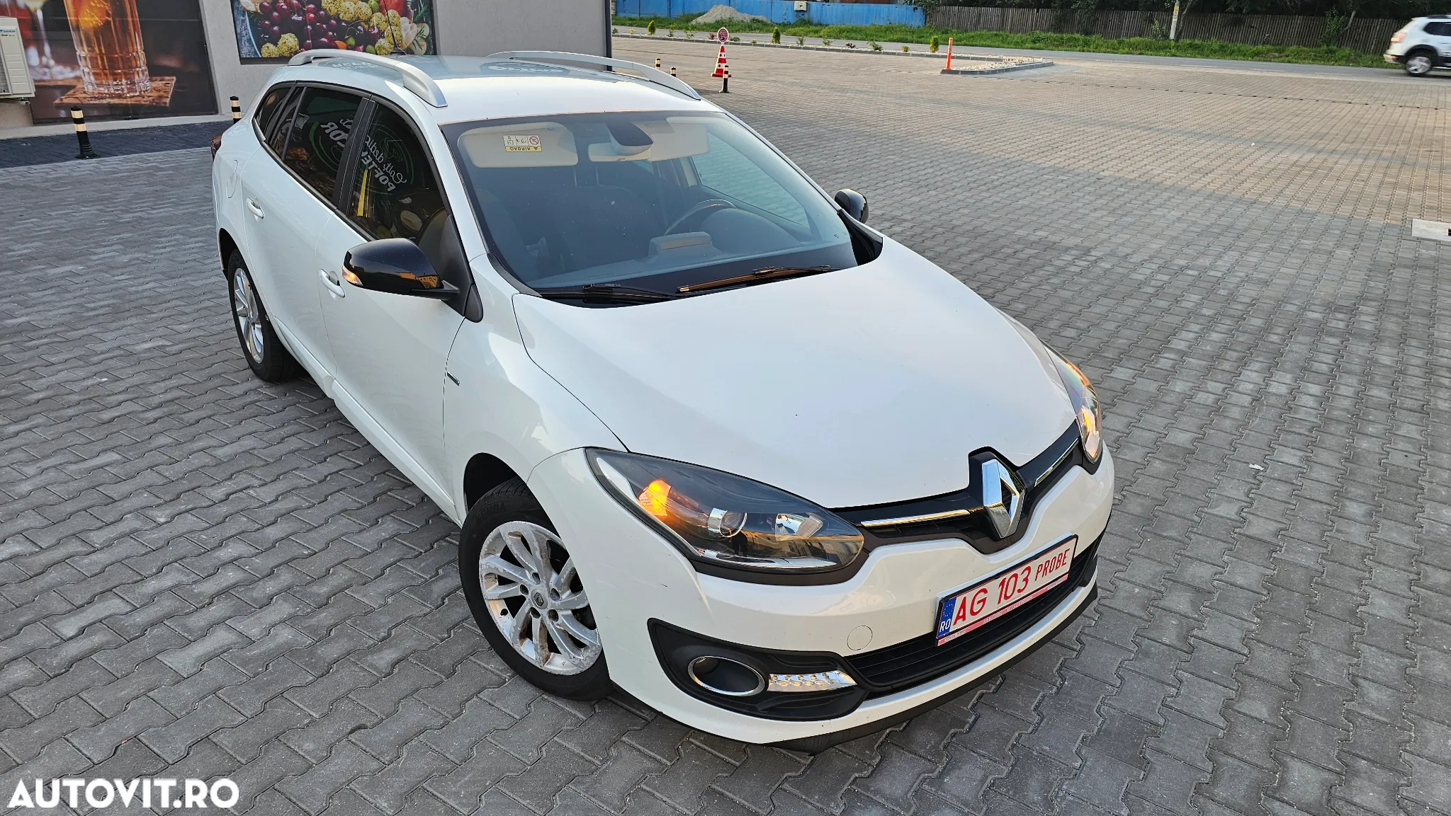 Renault Megane 1.5 dCi Dynamique - 11