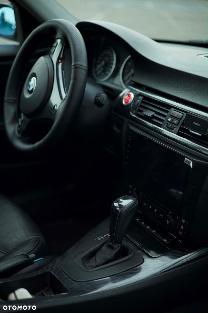 BMW Seria 3 325xi - 21