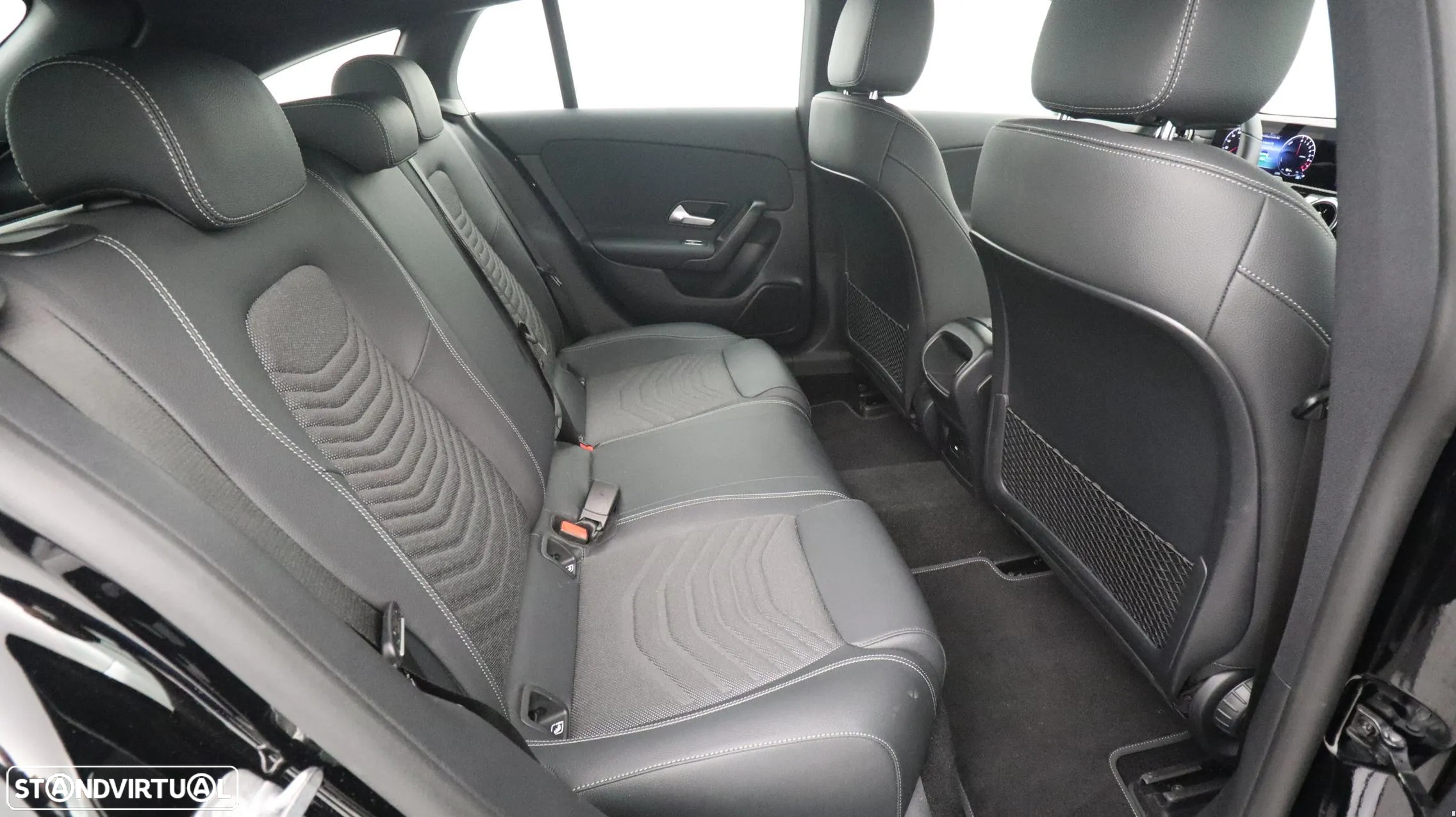 Mercedes-Benz CLA 250 e Shooting Brake Progressive - 24