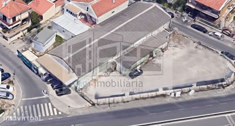 Terreno com armazém - Amadora - Grande imagem: 4/11