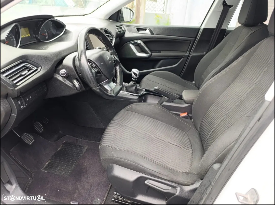 Peugeot 308 1.6 BlueHDi Active J17 - 14