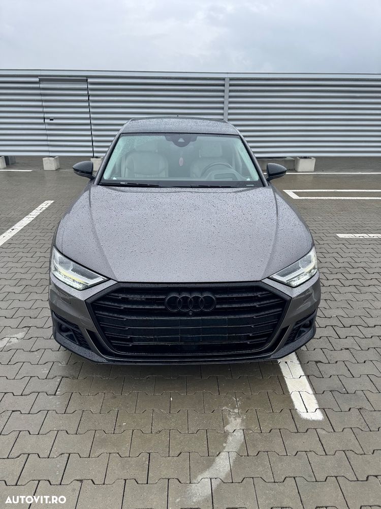 Audi A8 - 1