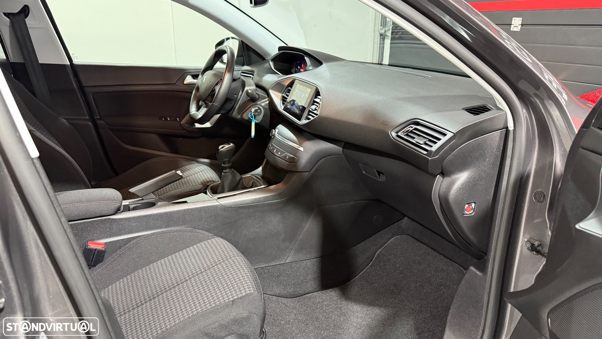 Peugeot 308 SW 1.5 BlueHDi Style - 11