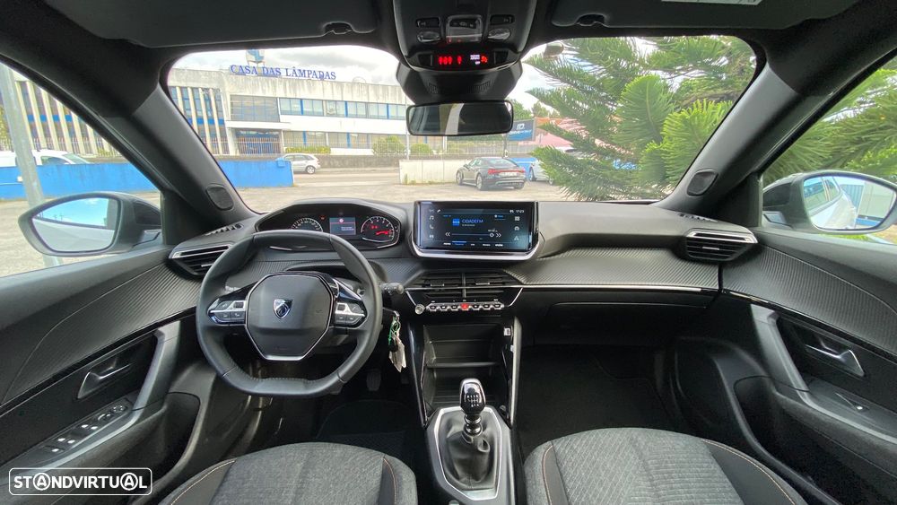 Peugeot 2008 1.2 PureTech Style - 27