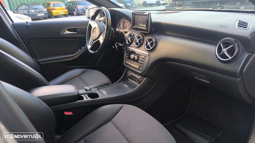 Mercedes-Benz A 180 CDI BlueEFFICIENCY Aut. - 23