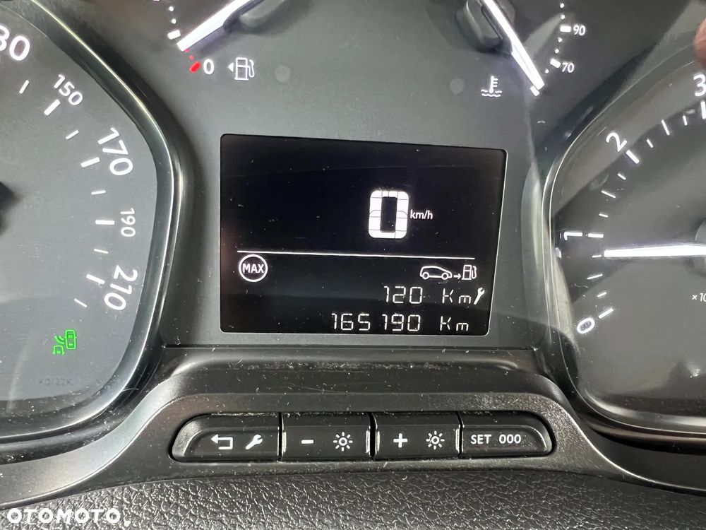 Peugeot Expert L2H1 2,0 Hdi 122 KM klima tempomat GPS - 18