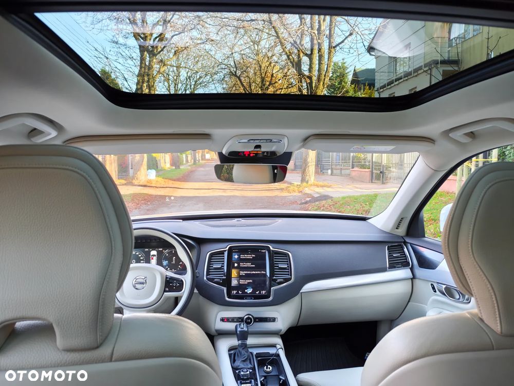 Volvo XC 90 D5 AWD Momentum 7os - 22