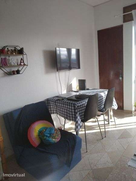 Apartamento T Zero - Grande imagem: 2/6