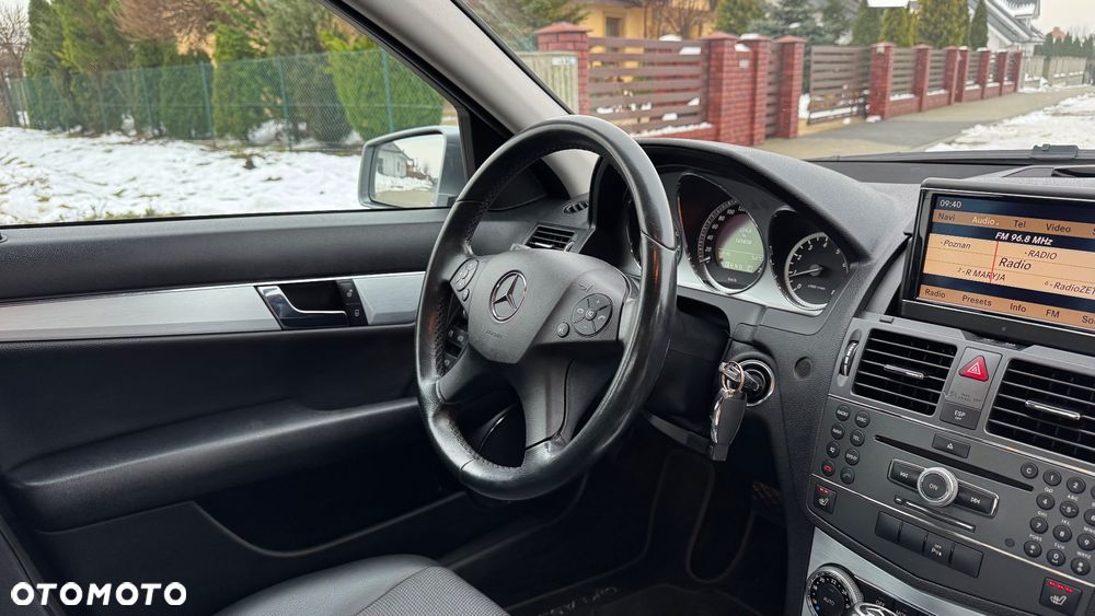 Mercedes-Benz Klasa C 180 Kompressor Automatik Avantgarde - 29