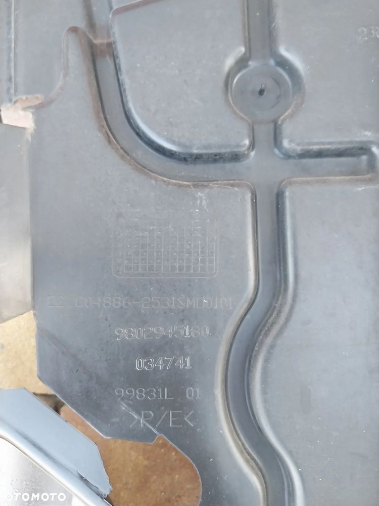 Kierownica powietrza prawa/lewa Citroen C3 Picasso 2012 r. lift 9802945180 9802945380 - 3