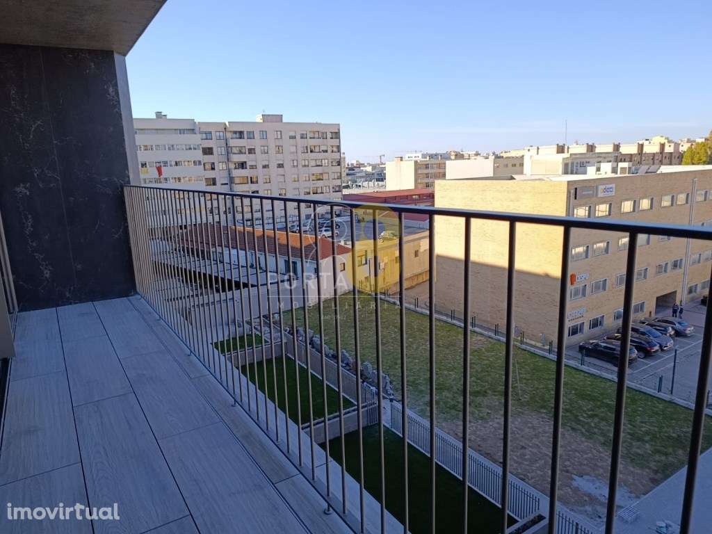 Apartamento T3, em edifício novo junto ao parque da cidade e a pouc... - Grande imagem: 5/60