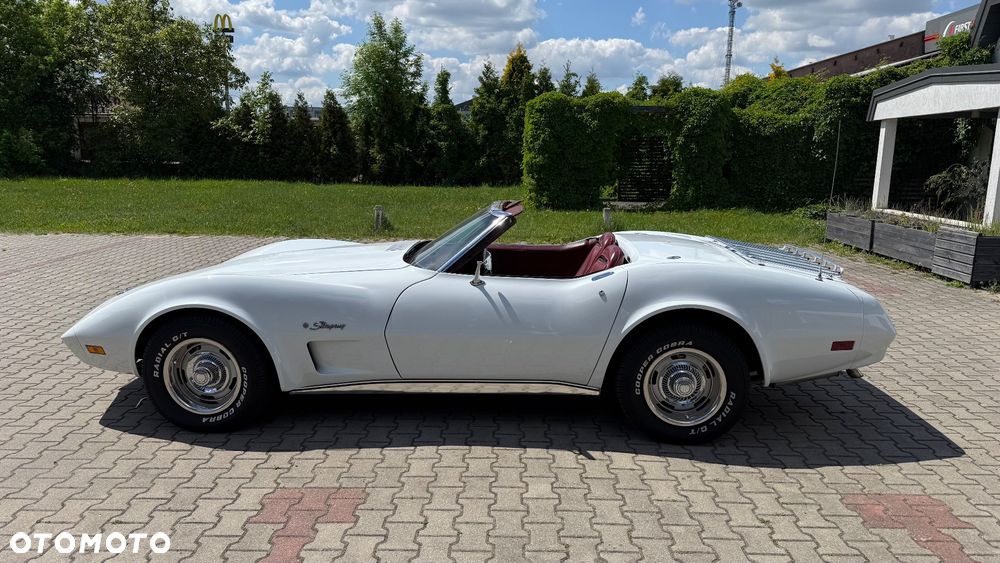 Chevrolet Corvette - 13