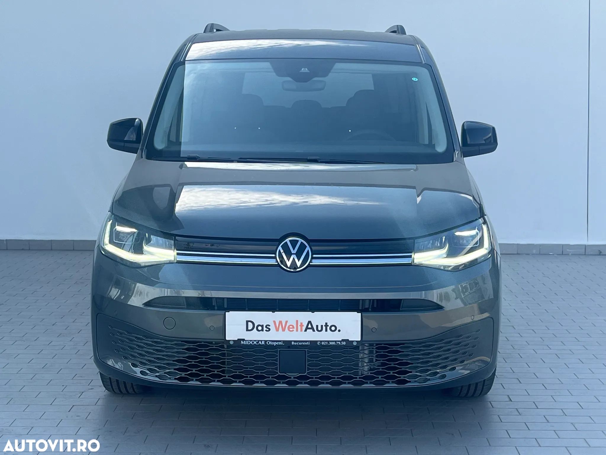 Volkswagen Caddy Maxi 2.0 TDI 90 kW DSG Life - 2