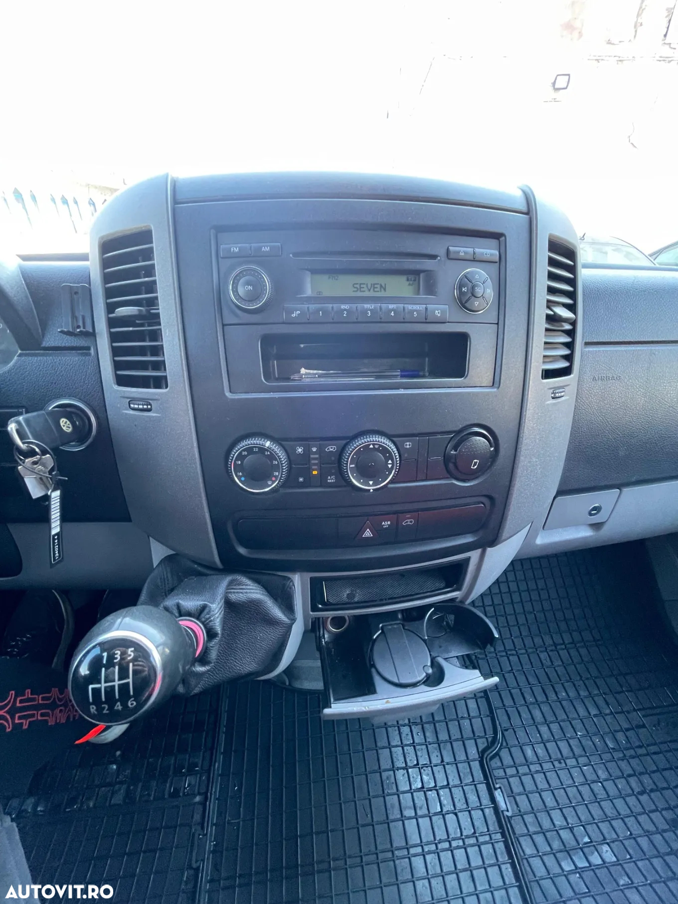 Volkswagen Crafter - 7