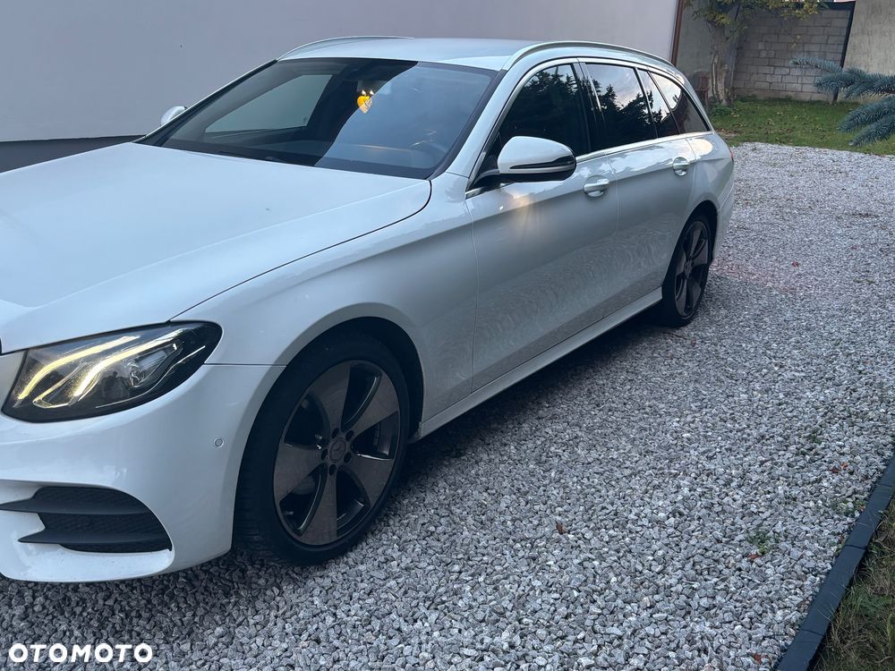 Mercedes-Benz E-Class 2016 photo 3