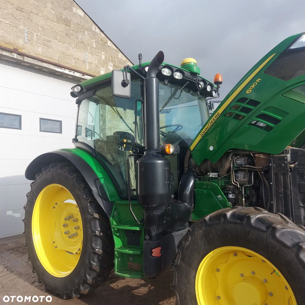 John Deere 6135r - 9