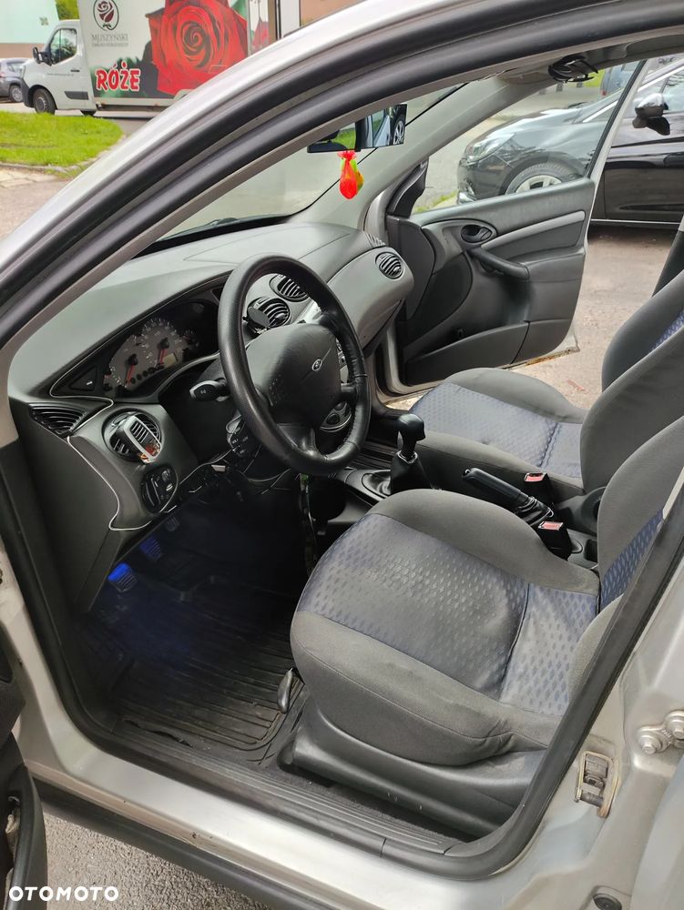 Ford Focus - 6