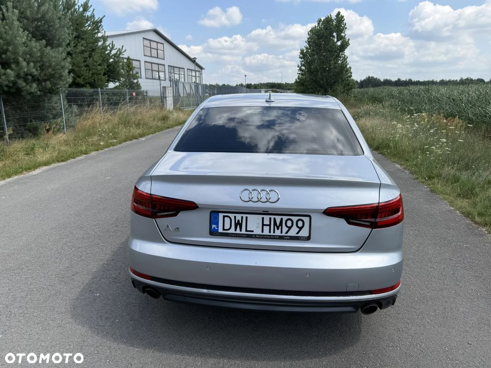 Audi A4 Limousine - 11