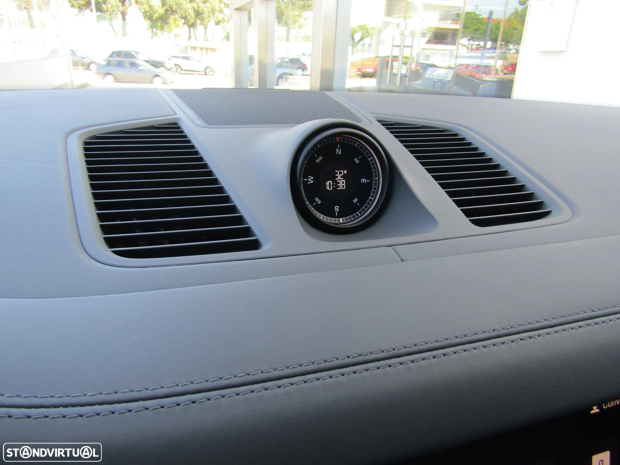 Porsche Cayenne E-Hybrid Platinum Edition - 24