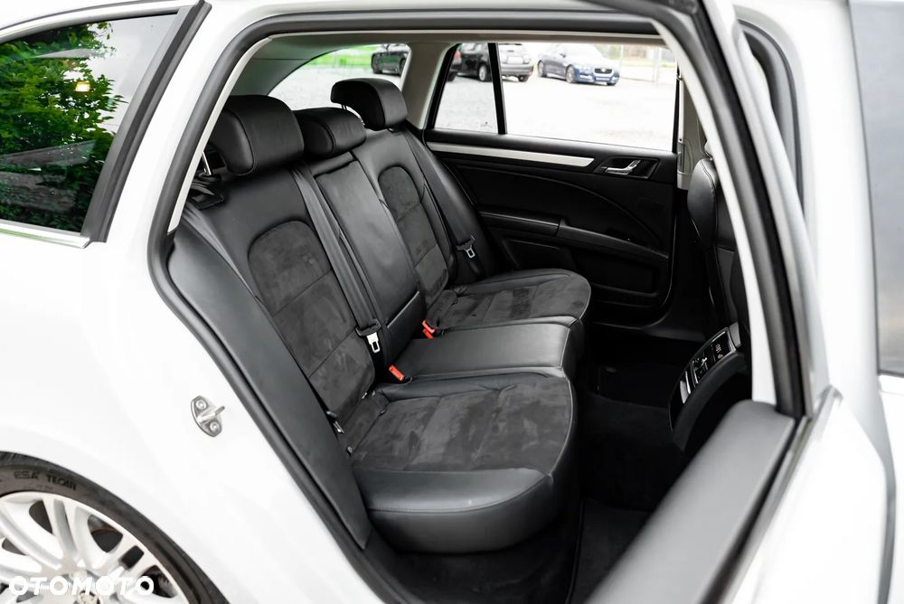 Skoda Superb 2.0 TSI DSG Elegance - 25