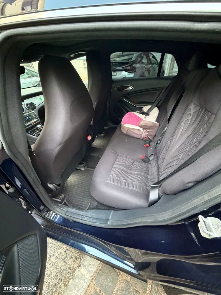 Mercedes-Benz CLA 180 d Shooting Brake Urban - 5
