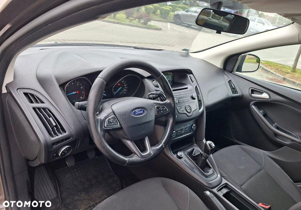 Ford Focus - 19