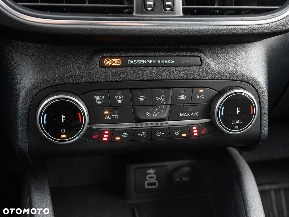 Ford Kuga 2.5 FHEV AWD Titanium X - 17