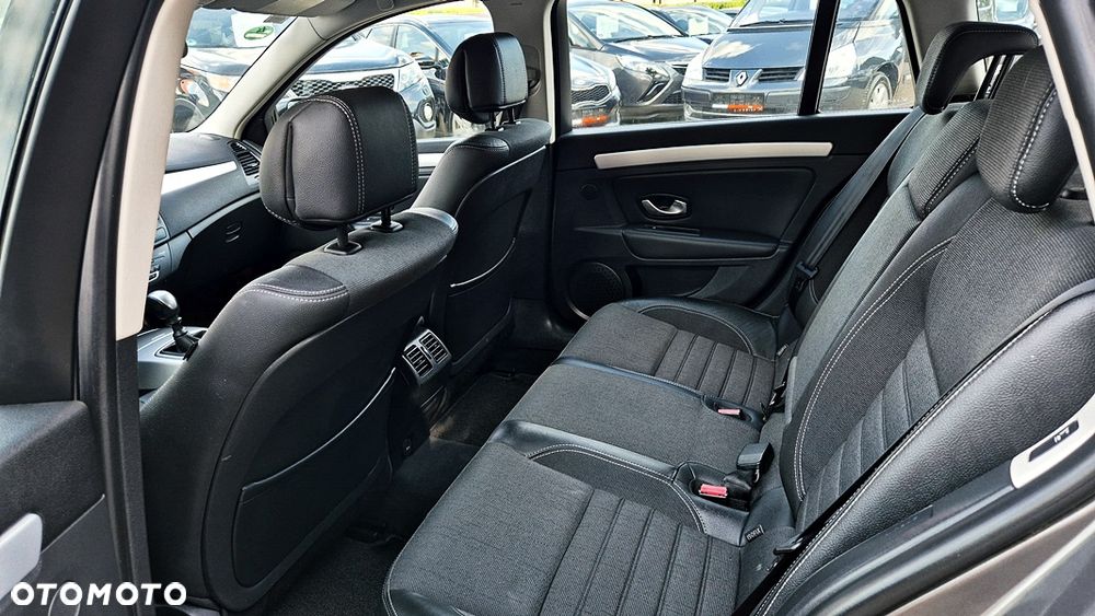 Renault Laguna 2.0 Privilege - 30