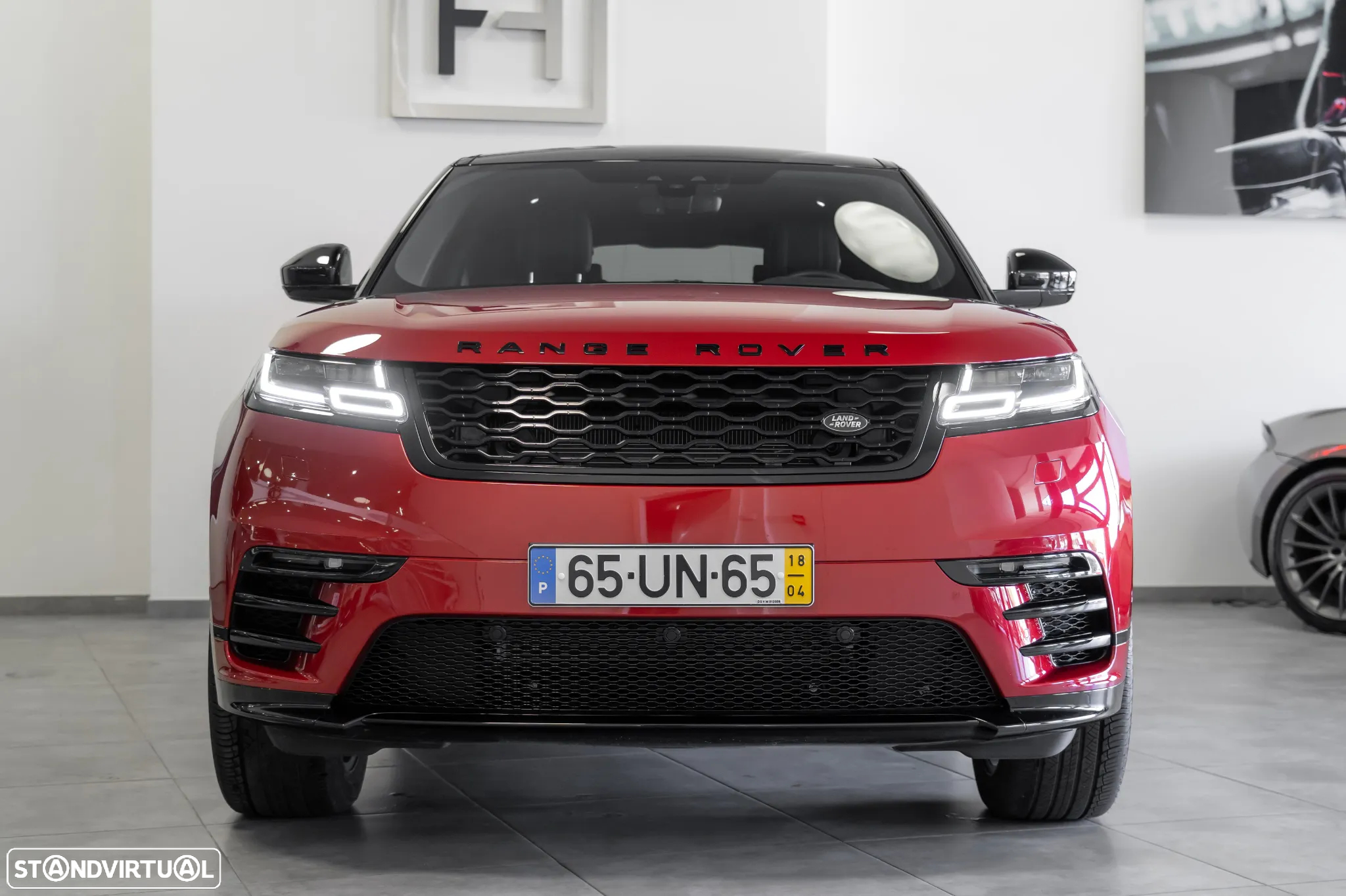 Land Rover Range Rover Velar 2.0 R-Dynamic SE - 4