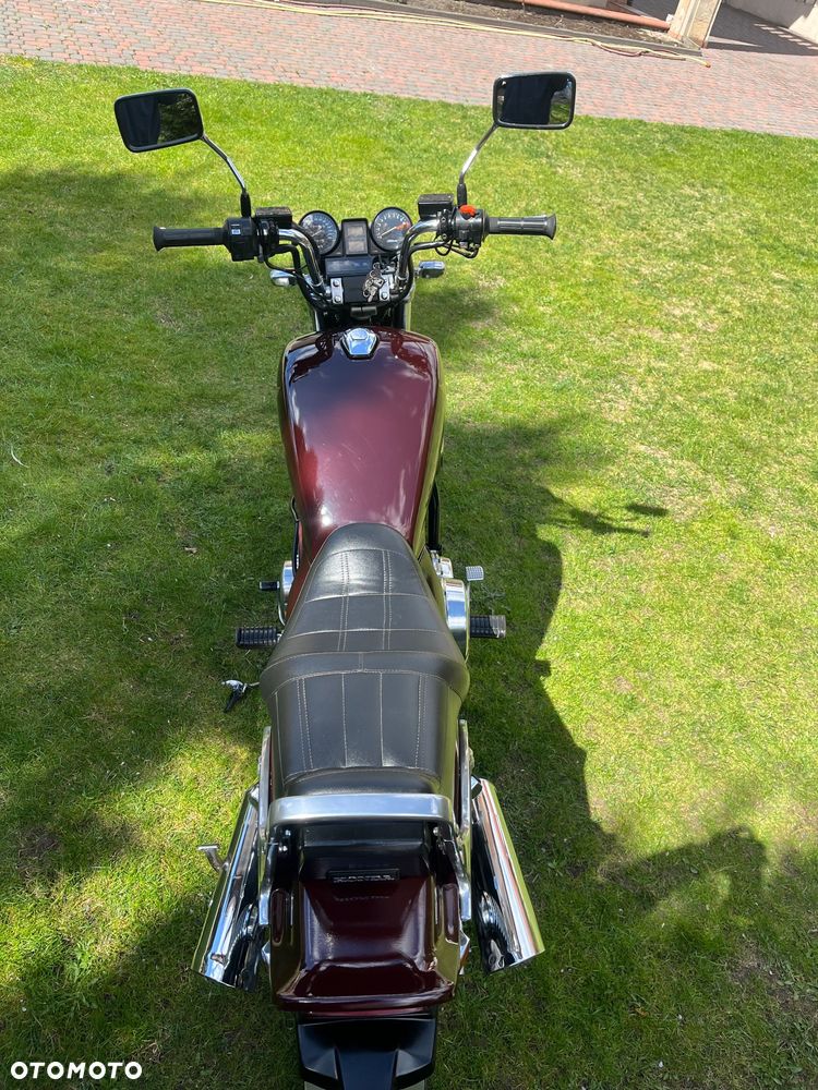 Honda VF - 7