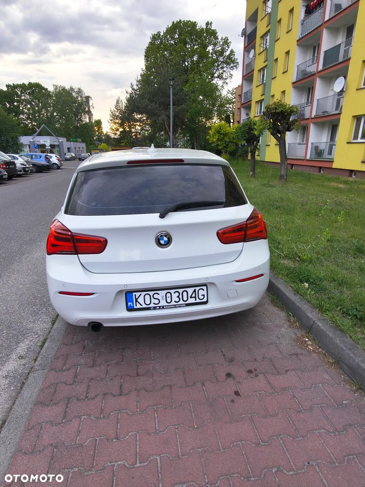 BMW Seria 1 118i - 6