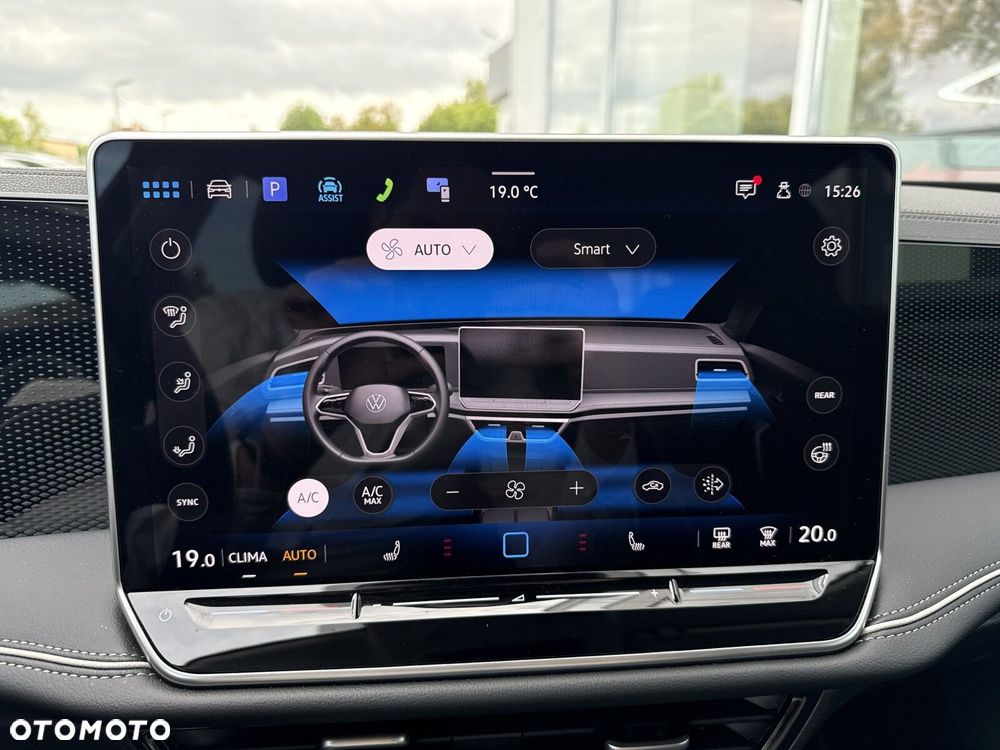 Volkswagen Passat Variant 1.5 TSI ACT mHEV Business Plus DSG - 34