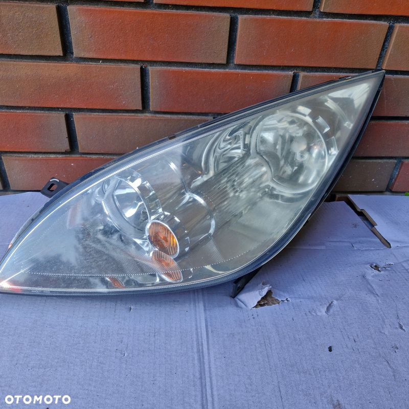 LAMPA LEWA PRZÓD REFLEKTOR MITSUBISHI COLT CZ3 0301208201 8301A283 - 1