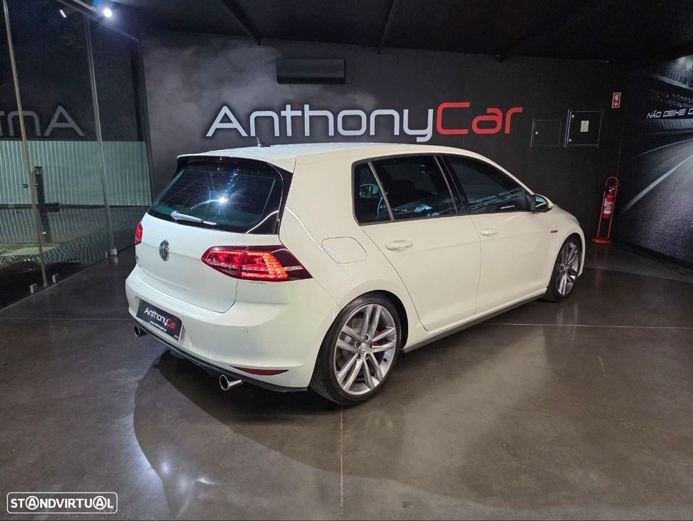 VW Golf 2.0 TSi GTi DSG - 6
