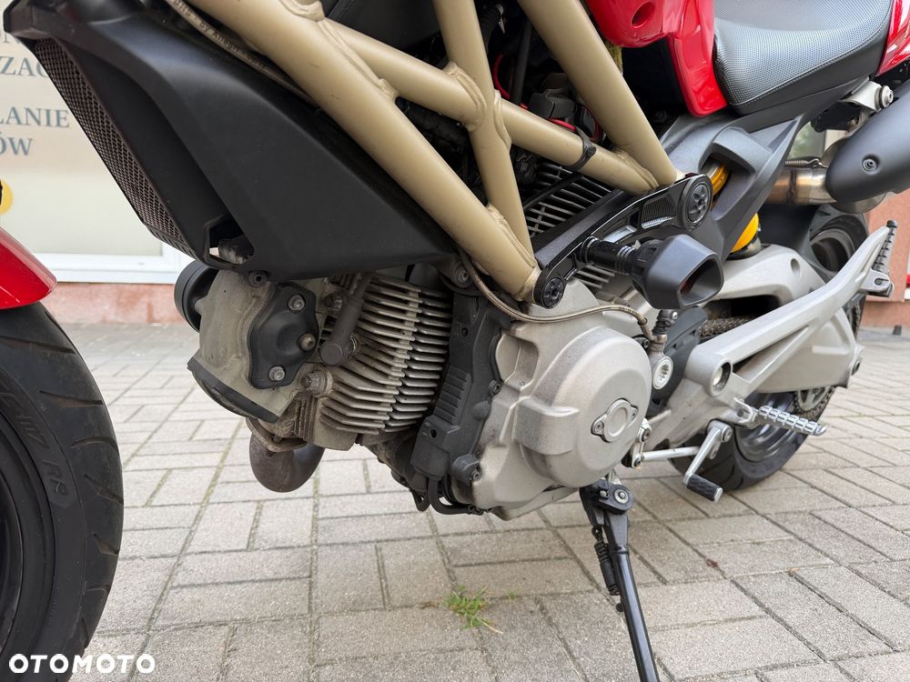 Ducati Monster - 23