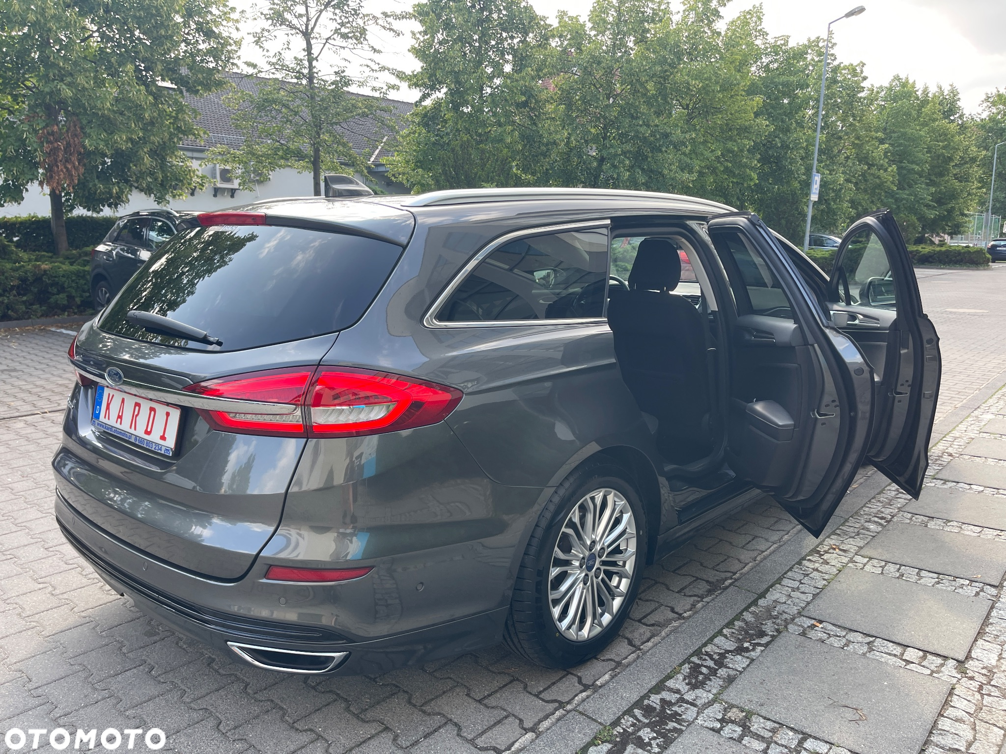 Ford Mondeo - 17