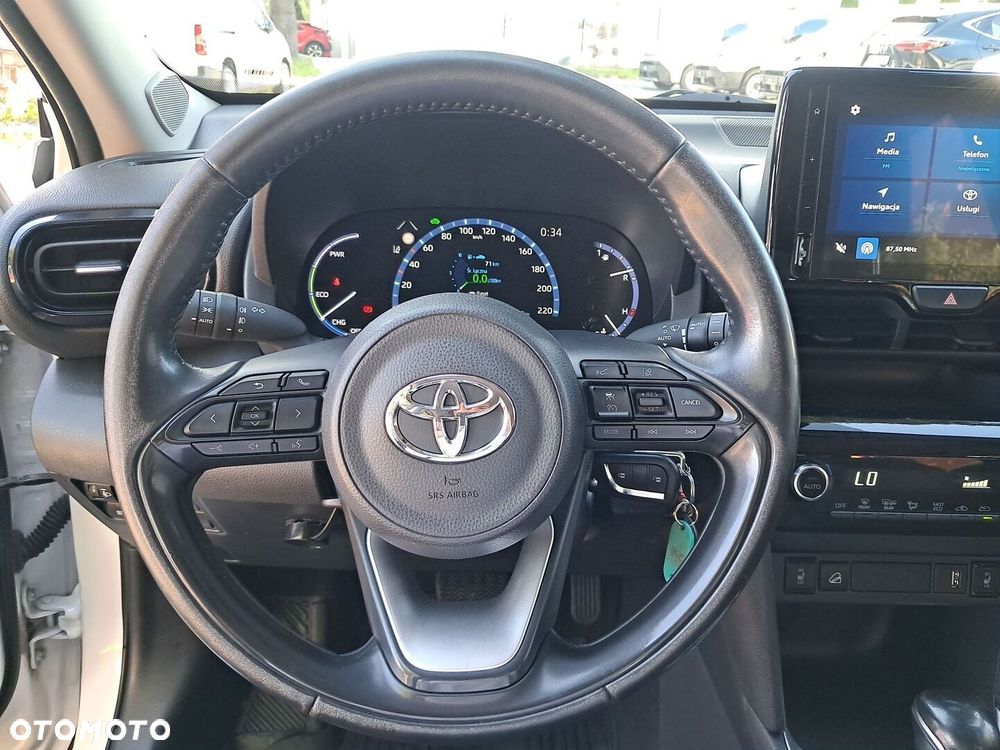Toyota Yaris Cross Hybrid 1.5 Comfort 4x4 - 15