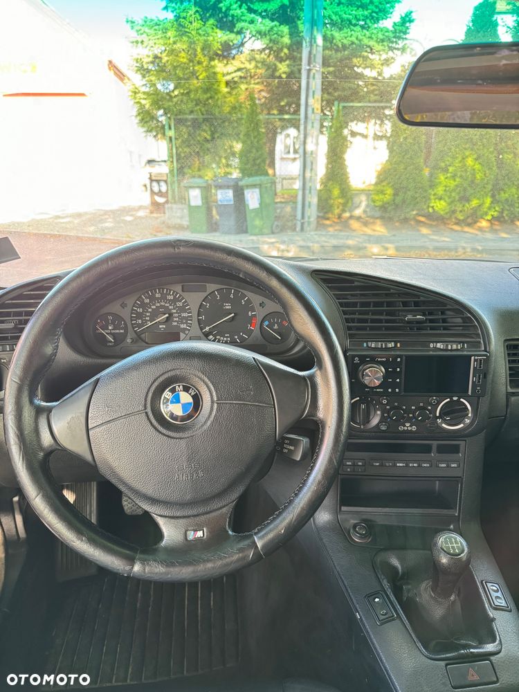 BMW Seria 3 - 15