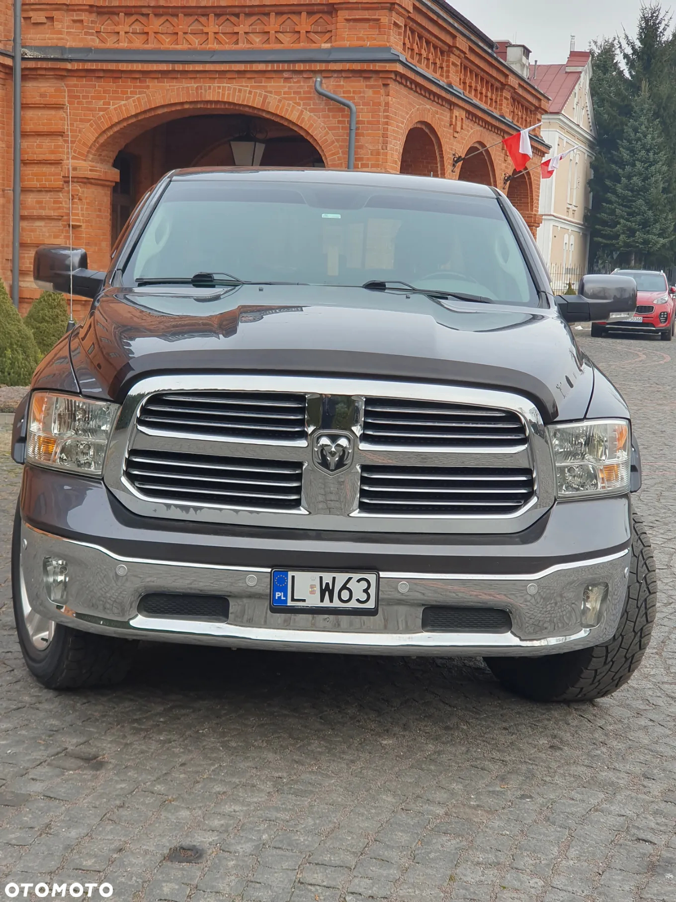 Dodge RAM 1500 5.7 4x4 - 17