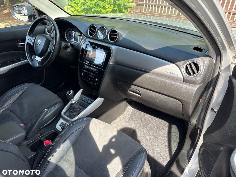 Suzuki Vitara 1.6 DDiS (4x4) Allgrip Comfort+ - 23