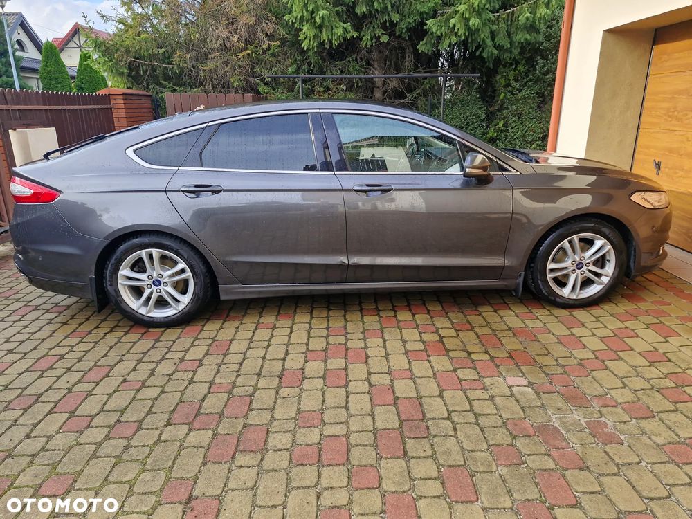 Ford Mondeo 2.0 TDCi Titanium PowerShift - 9