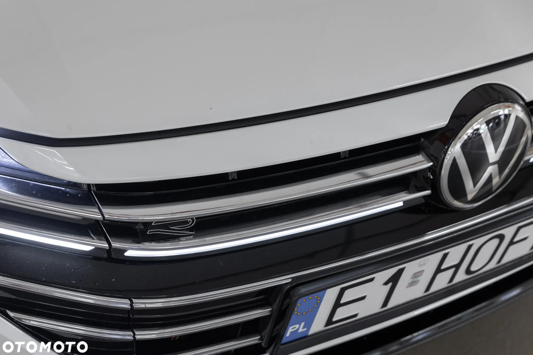 Volkswagen Arteon 2.0 TDI R-Line DSG - 26